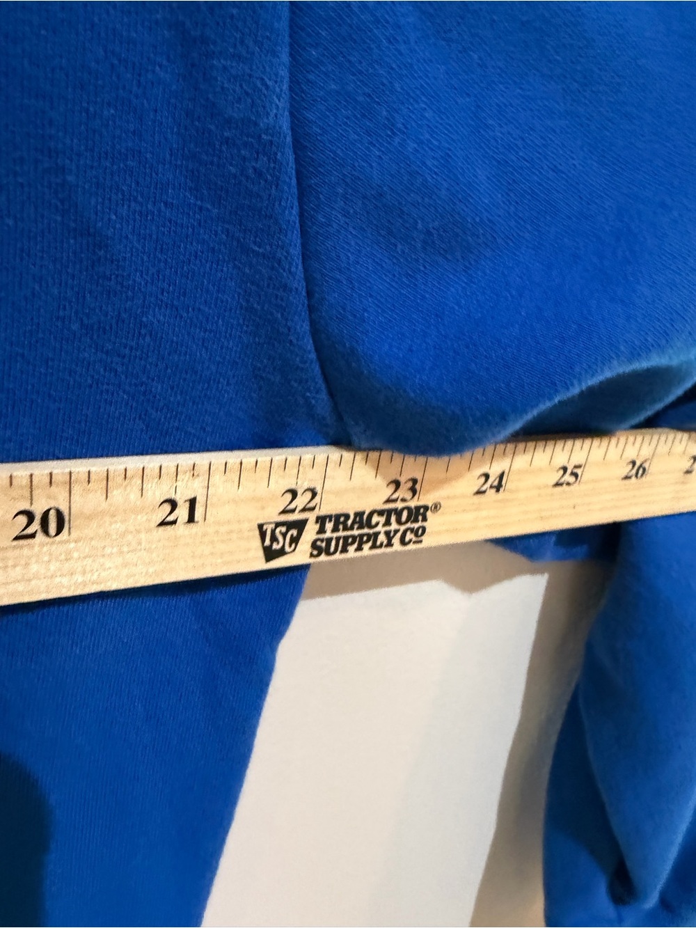 GUESS Royal Blue Bear Logo Crewneck Sweater retro classic Size medium - Picture 8 of 8